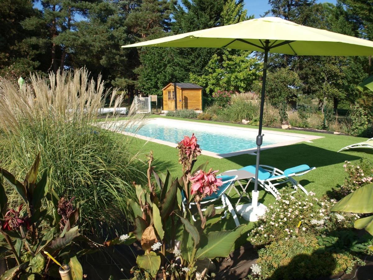 Cozy Cottage In Aquitaine With Private Swimming Pool Peyzac-le-Moustier Exteriör bild
