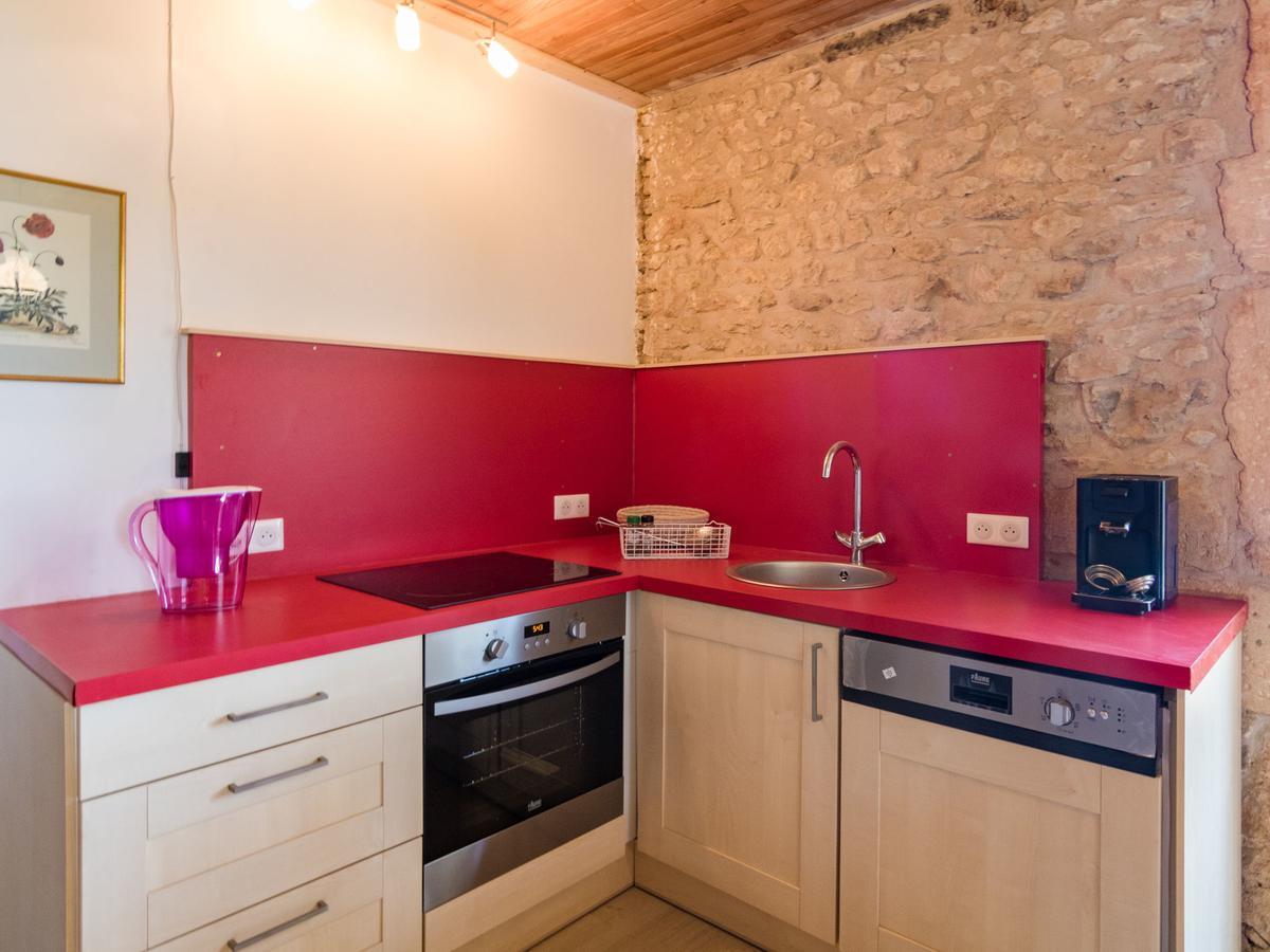 Cozy Cottage In Aquitaine With Private Swimming Pool Peyzac-le-Moustier Exteriör bild